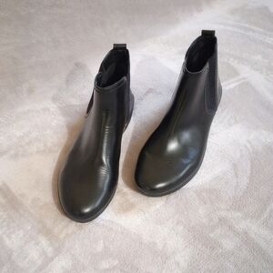 Women's Fitflop Super Chelsea Boot Black Leather 8.5 9